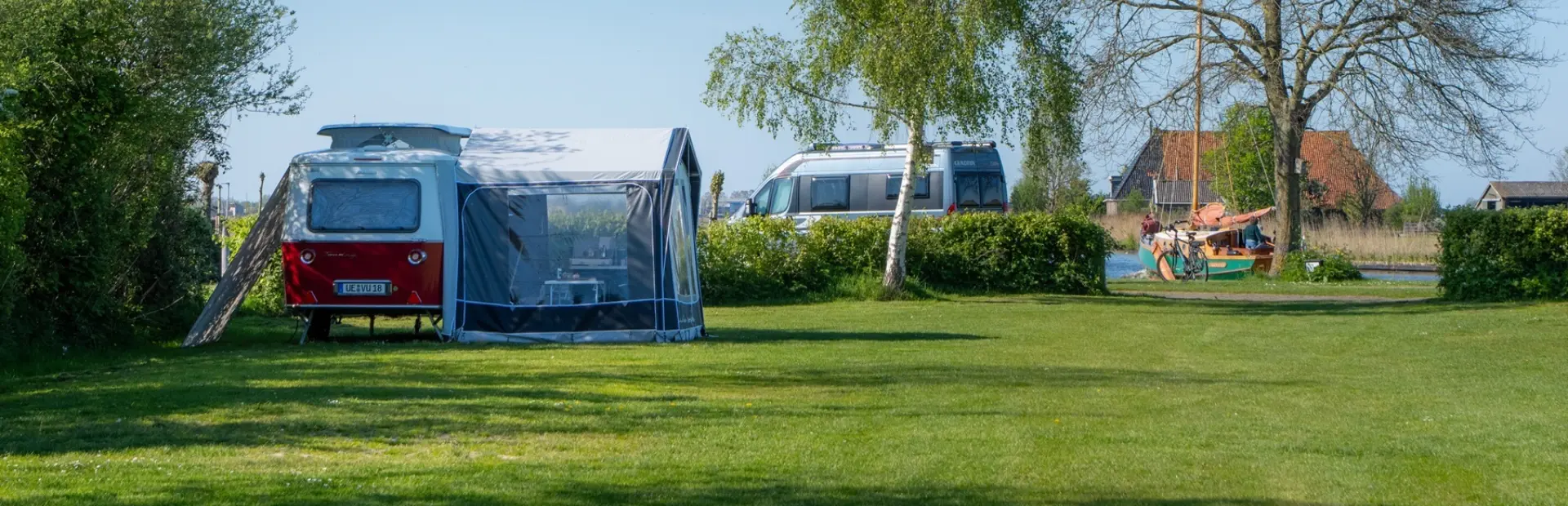 Veld W - standaard kampeerplaats de Rakken
