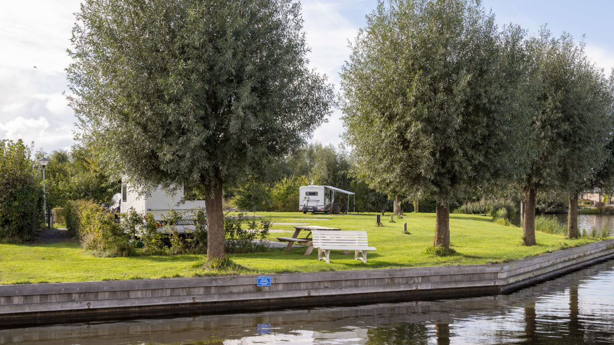 Kamperen aan het water Camping de Rakken