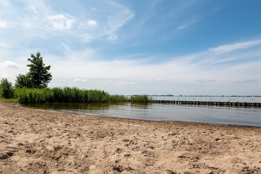 Strandje bij Camping Indijk