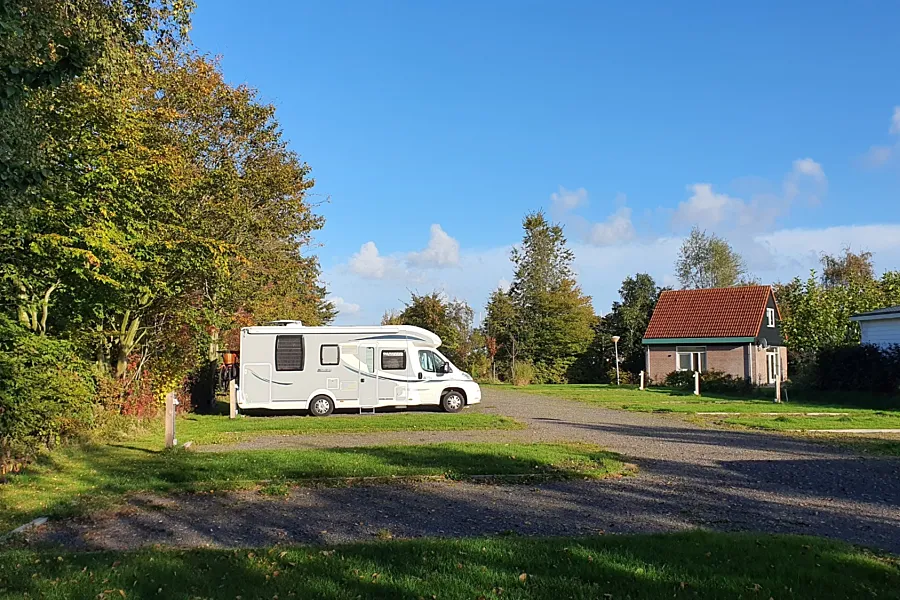 Met de camper op pad in Friesland in de herfst